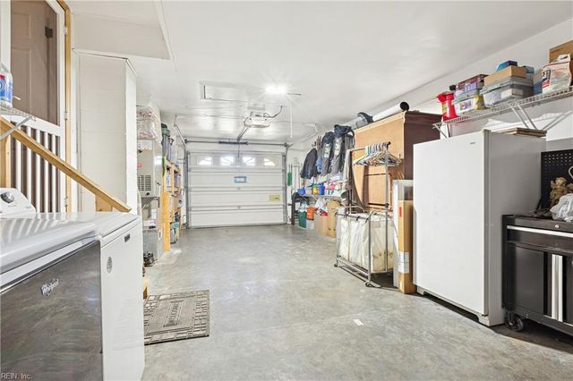 104 Myers RD, Yorktown, VA 23693