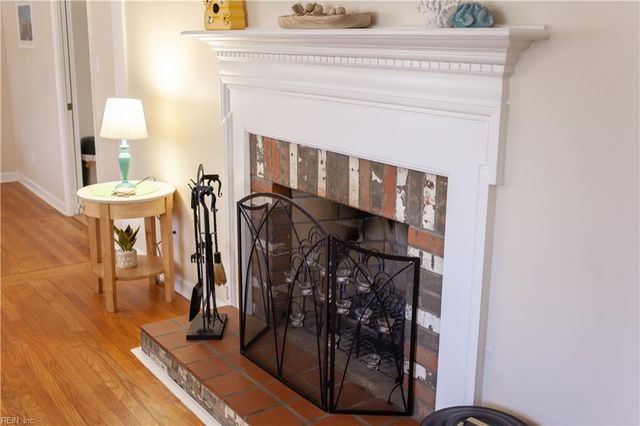 104 Myers RD, Yorktown, VA 23693