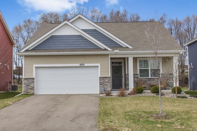 6676 Pine Arbor Boulevard S, Cottage Grove, MN 55016