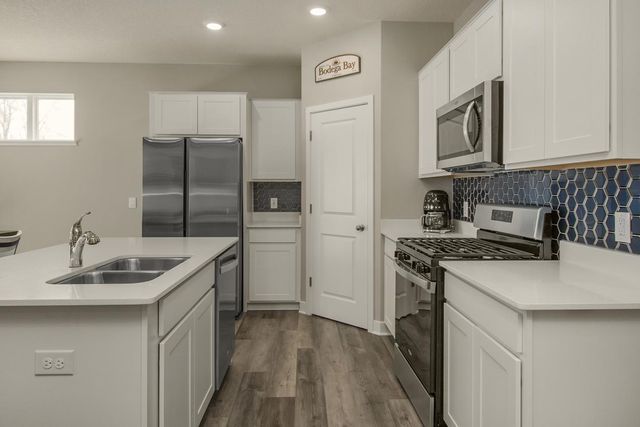 6676 Pine Arbor Boulevard S, Cottage Grove, MN 55016