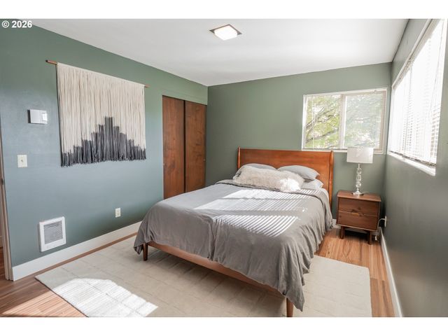 495 W 27th Ave, Eugene, OR 97405