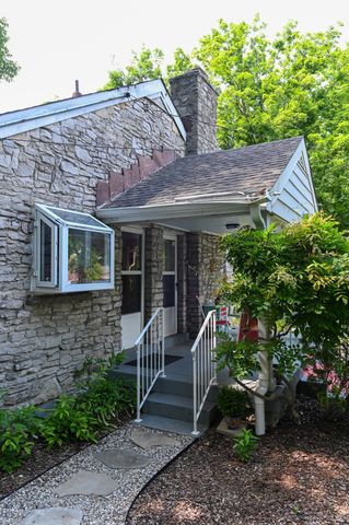 4003 Auburn Ln, Nashville, TN 37215