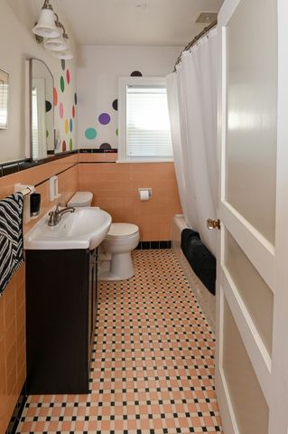 4003 Auburn Ln, Nashville, TN 37215