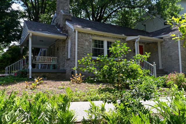 4003 Auburn Ln, Nashville, TN 37215
