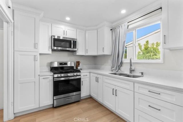 565 N Riverside, Rialto, CA 92376