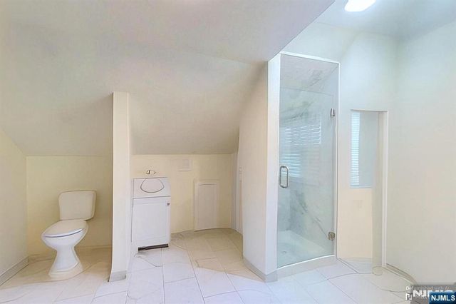 25 Marion Avenue, Rochelle Park, NJ 07662