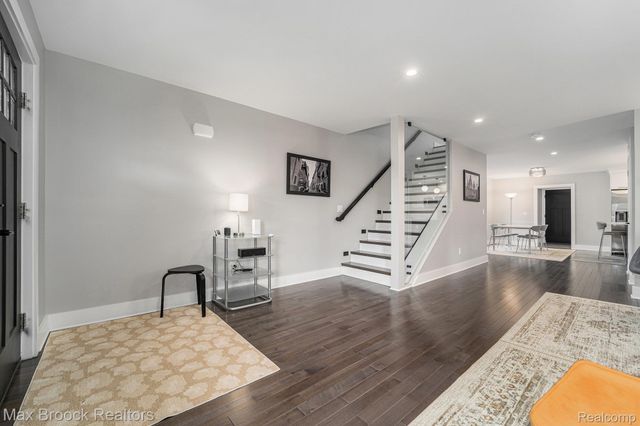 112 N Alexander Avenue, Royal Oak, MI 48067