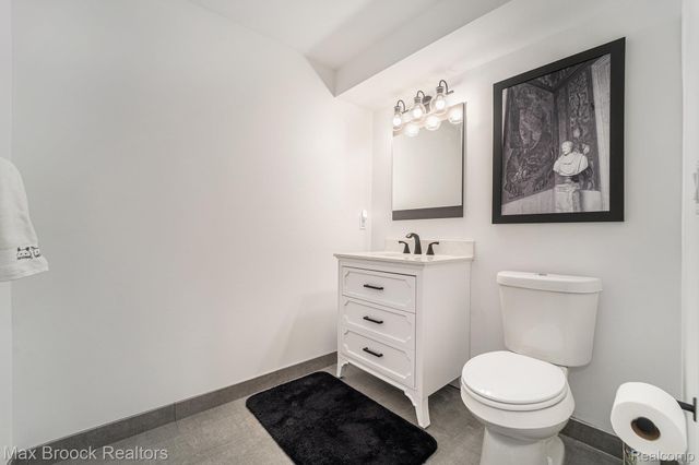 112 N Alexander Avenue, Royal Oak, MI 48067