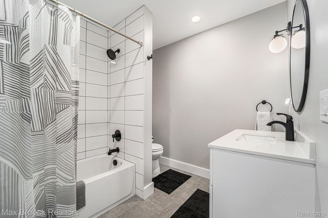 112 N Alexander Avenue, Royal Oak, MI 48067