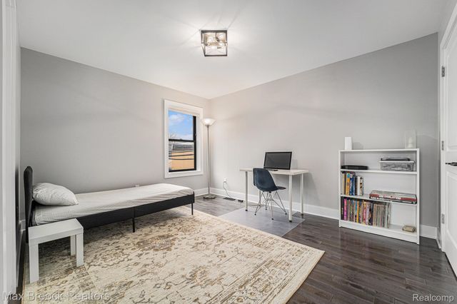 112 N Alexander Avenue, Royal Oak, MI 48067