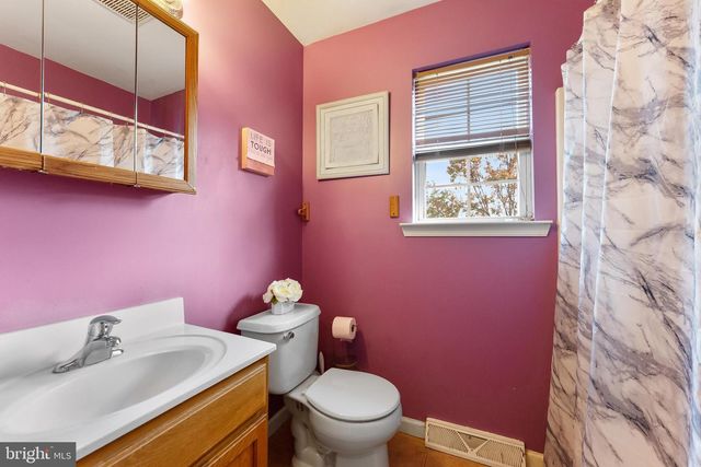 1409 W FAIRMOUNT ST, Galloway, NJ 08205