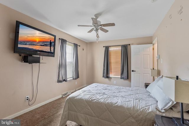 1409 W FAIRMOUNT ST, Galloway, NJ 08205