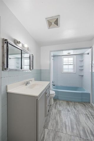 703 Cunniff Place, Ferguson, MO 63135