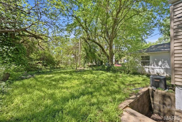 703 Cunniff Place, Ferguson, MO 63135