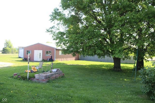 10259 N 400 E, Pendleton, IN 46064