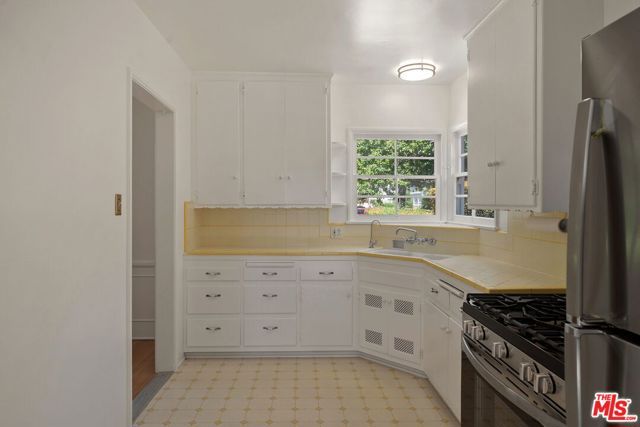 240 Euclid Street, Santa Monica, CA 90402