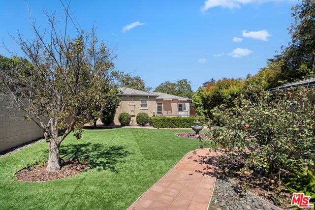 240 Euclid Street, Santa Monica, CA 90402