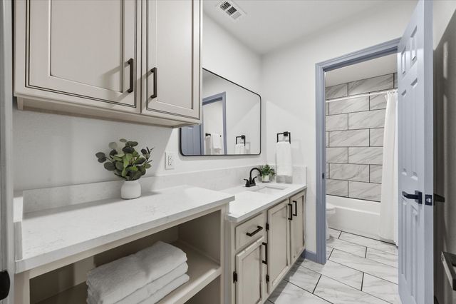 3515 Meadow Street, Dallas, TX 75215