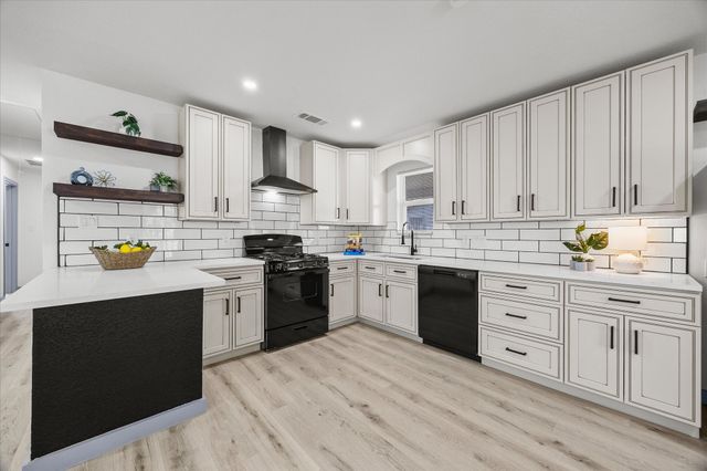 3515 Meadow Street, Dallas, TX 75215