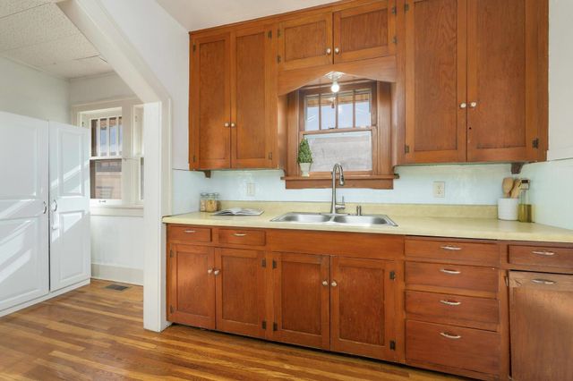 1212 S Waco Ave, Wichita, KS 67213