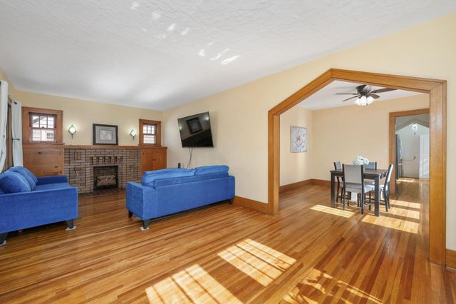 1212 S Waco Ave, Wichita, KS 67213