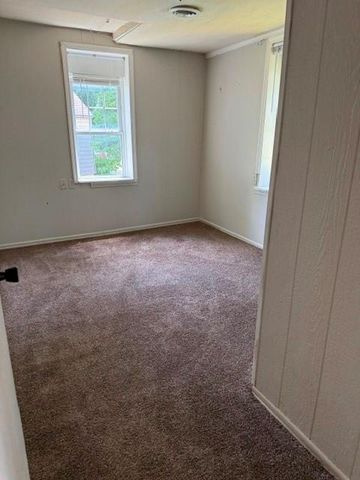 117 S Fairview Avenue, Liberty, MO 64068