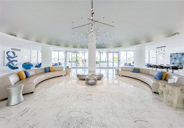1000 W Ave 821 821, Miami Beach, FL 33139