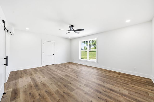 71 David Crockett Hwy, Winchester, TN 37398