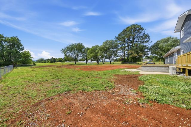 71 David Crockett Hwy, Winchester, TN 37398