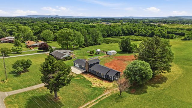 71 David Crockett Hwy, Winchester, TN 37398