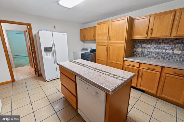 9377 MIDDLEFORD RD, Seaford, DE 19973