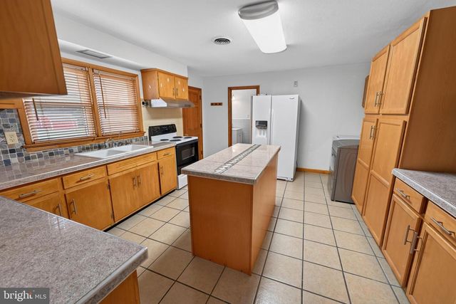 9377 MIDDLEFORD RD, Seaford, DE 19973