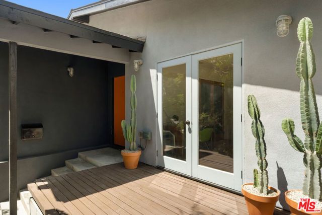 1835 N Avenue 55, Los Angeles, CA 90042