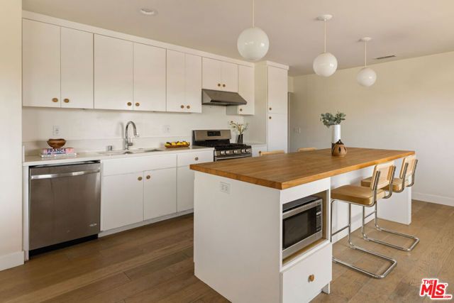 1835 N Avenue 55, Los Angeles, CA 90042