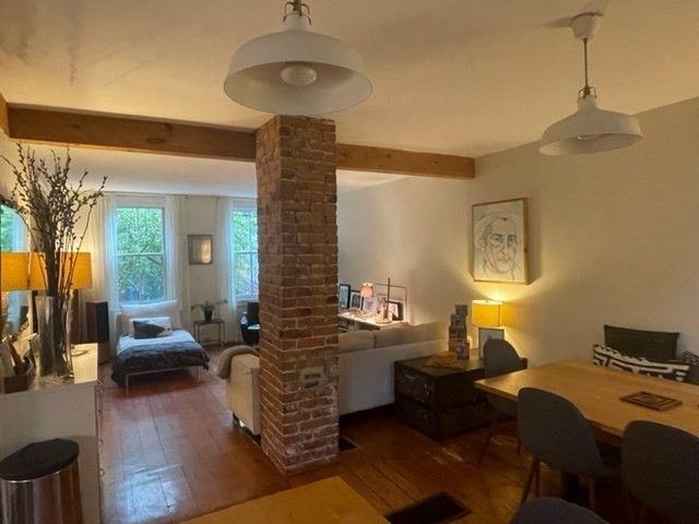 105 Pleasant 105, Cambridge, MA 02139