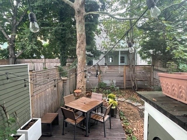 105 Pleasant 105, Cambridge, MA 02139