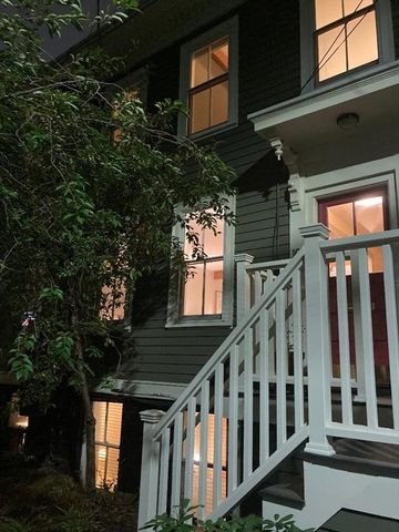 105 Pleasant 105, Cambridge, MA 02139
