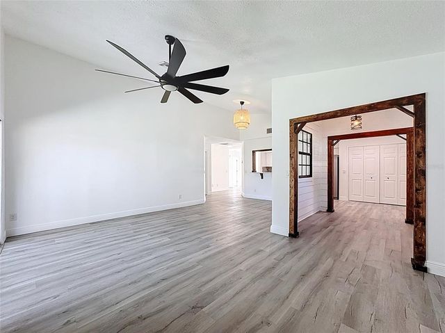 4316 NATCHEZ TRACE DRIVE, St Cloud, FL 34769