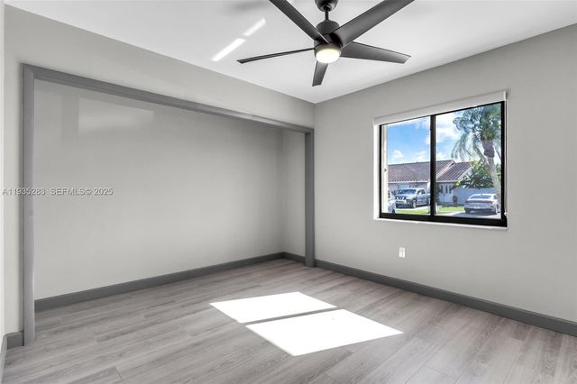 13755 SW 23rd Ter, Miami, FL 33175