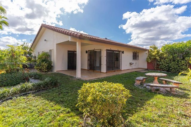 13755 SW 23rd Ter, Miami, FL 33175