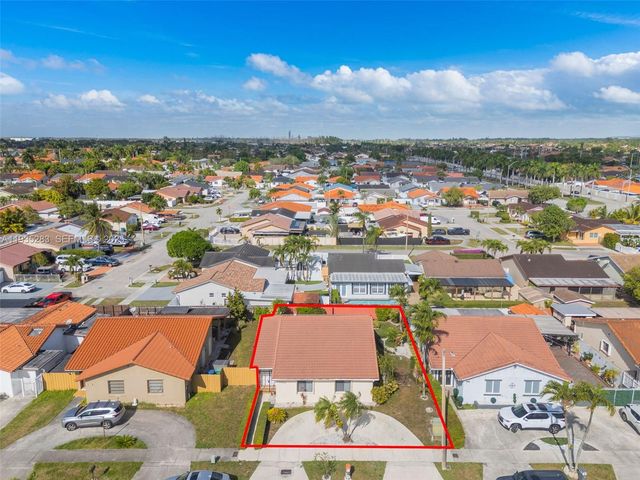 13755 SW 23rd Ter, Miami, FL 33175