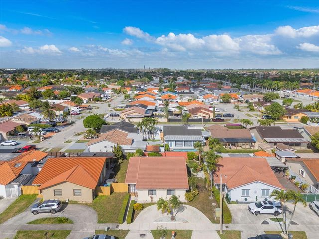 13755 SW 23rd Ter, Miami, FL 33175
