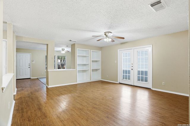 6838 Saharastone, Converse, TX 78109