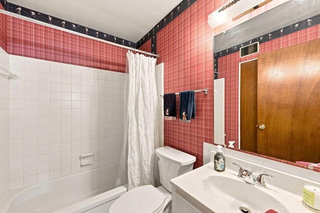 1163 Gleneagles Court, Delhi Twp, OH 45233