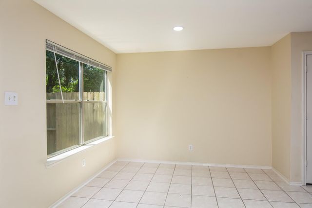 127 Villa Oaks, The Woodlands, TX 77382