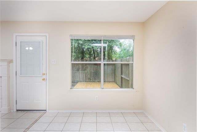 127 Villa Oaks, The Woodlands, TX 77382