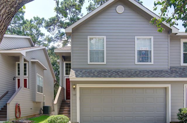 127 Villa Oaks, The Woodlands, TX 77382