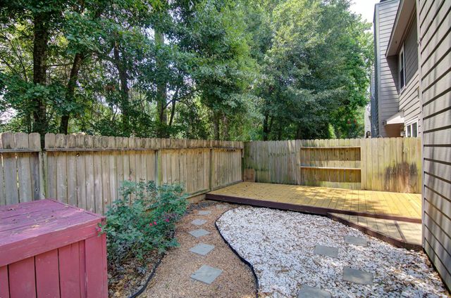127 Villa Oaks, The Woodlands, TX 77382