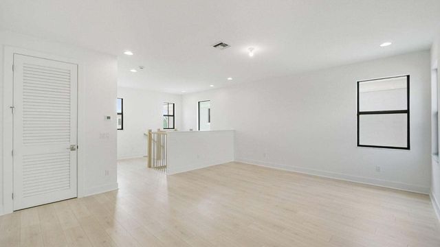 13185 Faberge Place, Palm Beach Gardens, FL 33418