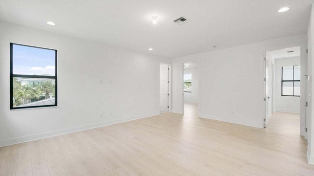 13185 Faberge Place, Palm Beach Gardens, FL 33418